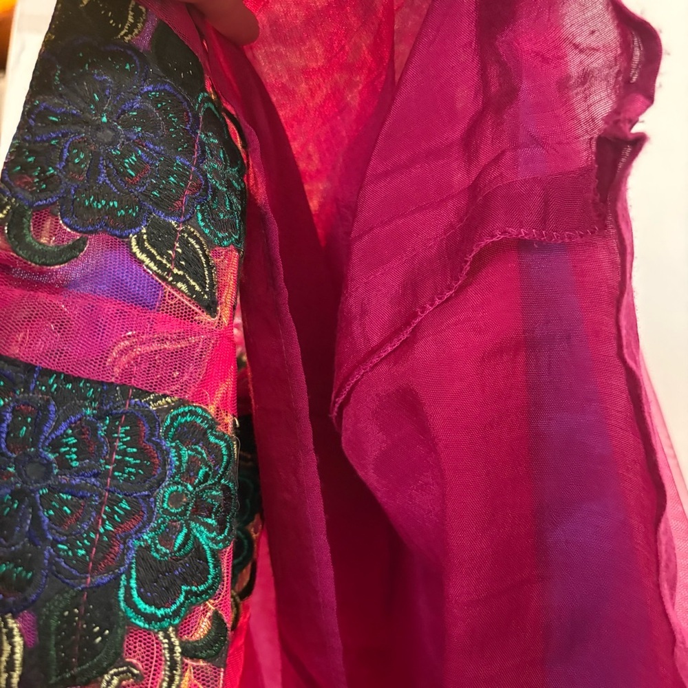 Magenta Embroidered Anarkali Gown Handmade Lined Tulle Outer Layer Indian Sz M - Picture 8 of 15
